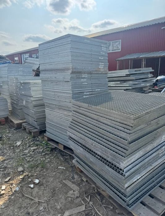 Grătare zincate lichidare de stoc