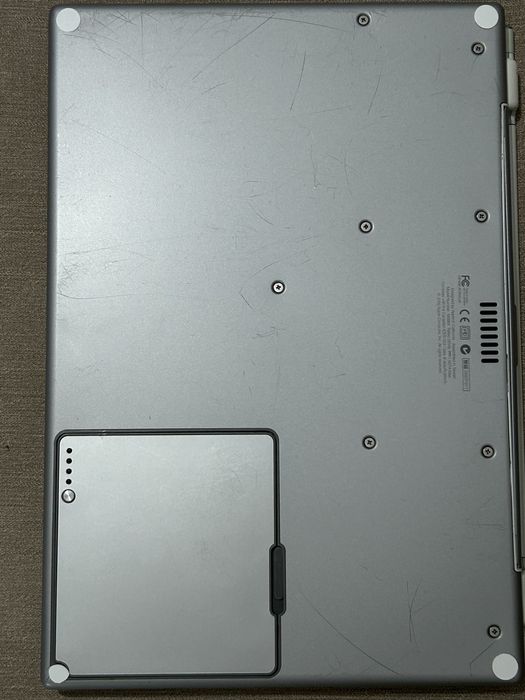 Laptop Apple de colecție Powerbook G4