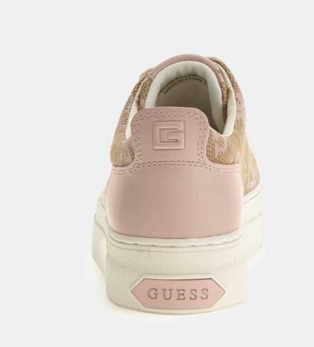 Маратонки...Guess