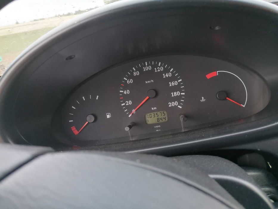 Нисан Микра к11 автоматик, бензин / Nissan Micra k11 automatic, petrol