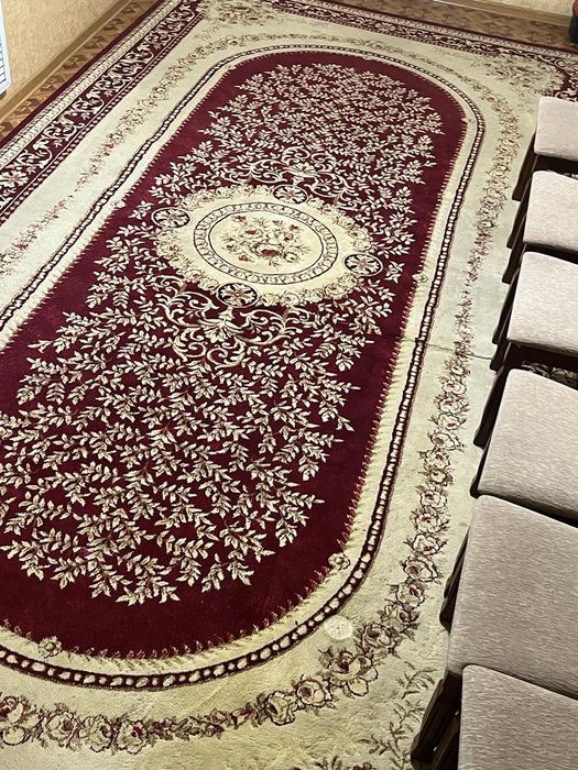 Срочно продам ковёр