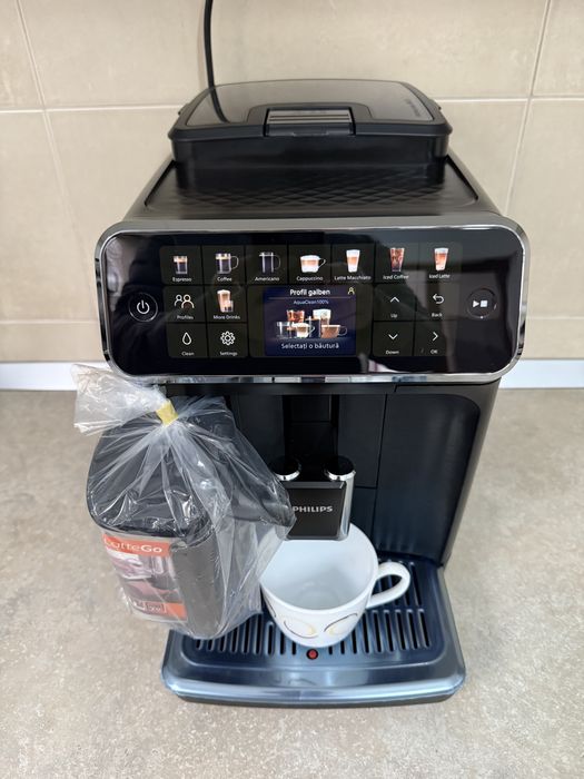 Espresor expresor aparat de cafea Philips EP SERIA 5500 Ep 5400