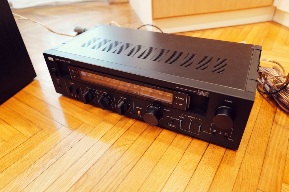 Sansui R-410 Amplificator receiver stereo FM AM