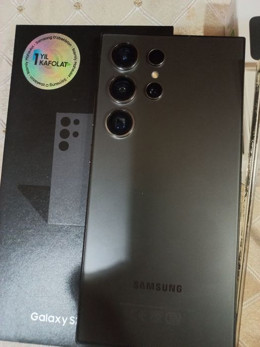 Samsung Galaxy S24 Ultra 12/256 GB (Titanium Black)