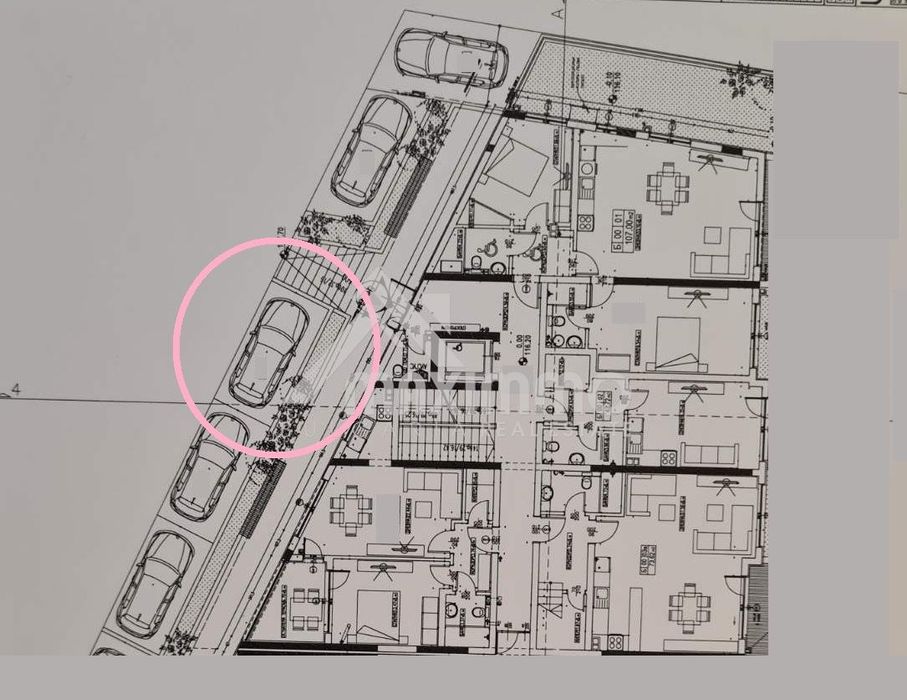 Гараж в Варна-Изгрев площ 12 цена 12500