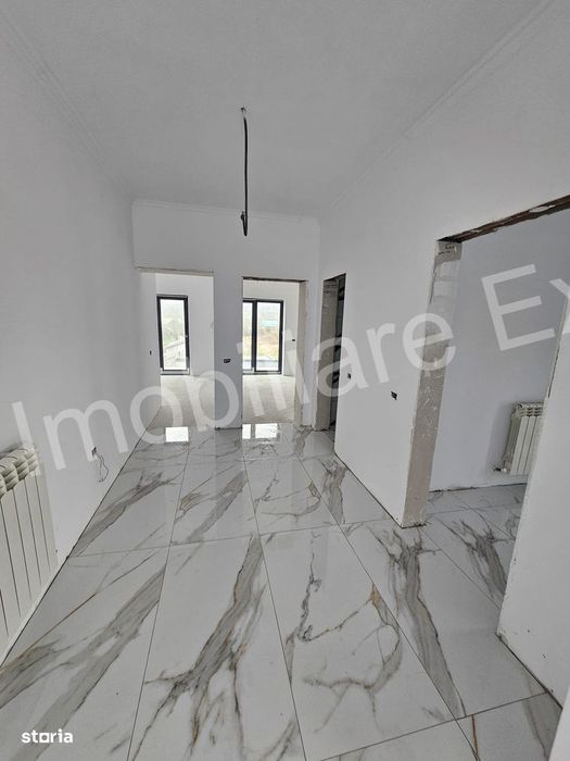 Casă de vânzare în comuna Băiculești, județ Argeș.