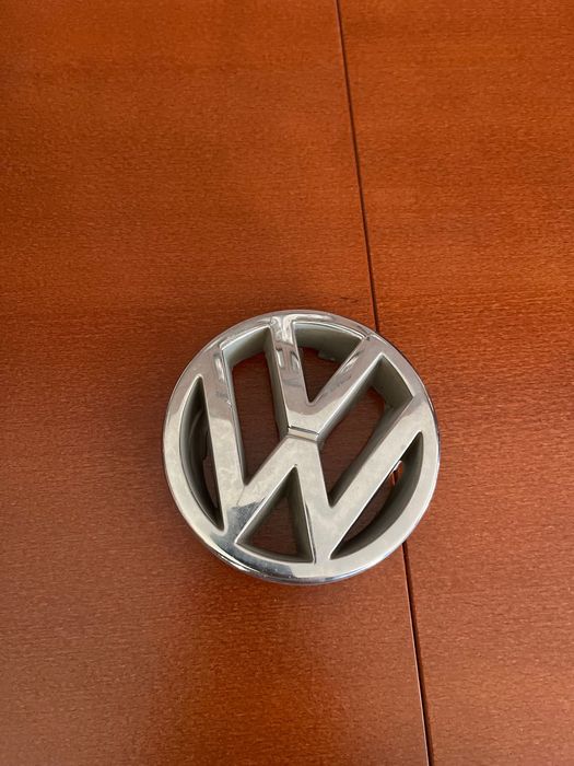 Предна емблема от фолксваген поло