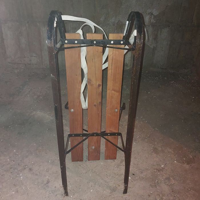 Sanie lemn cu spatar