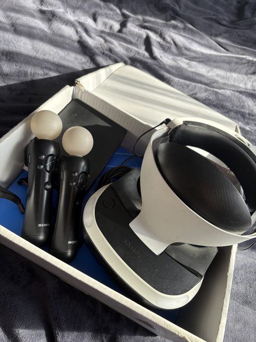 Продам PlayStation VR v1