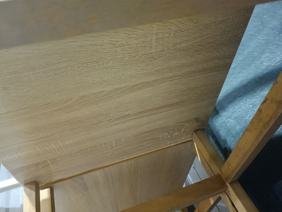 Tubaretka stoli bilan