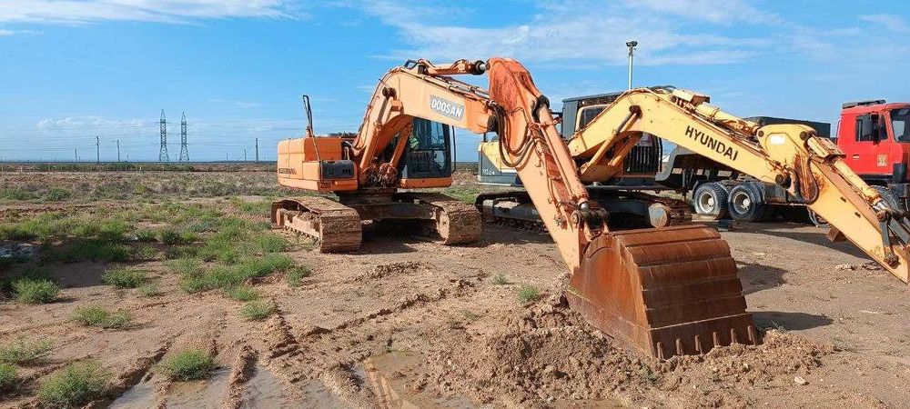 Продается экскаватор DOOSAN DX 225LC