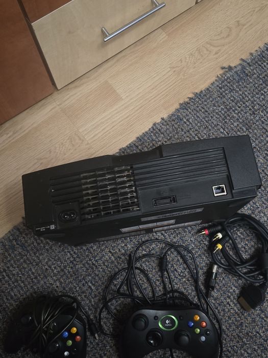 Consola Xbox Clasic si Manete