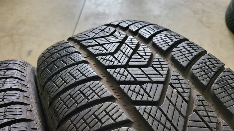 235/55/19 PIRELLI 4бр RunFlat