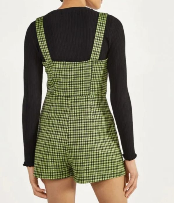 Къс дамски гащеризон