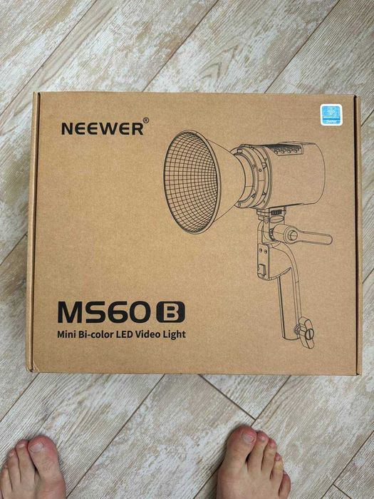 Свет для съемки фото и видео. NEEWER MS 60 W. Работает от батареи! Топ