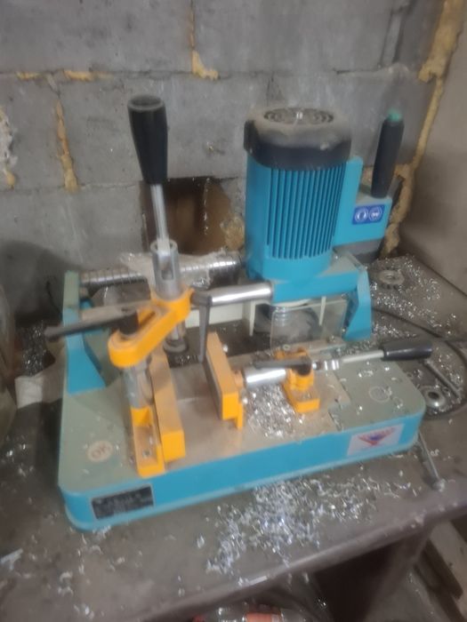 Станок для обработки импоста Yilmaz KM 212