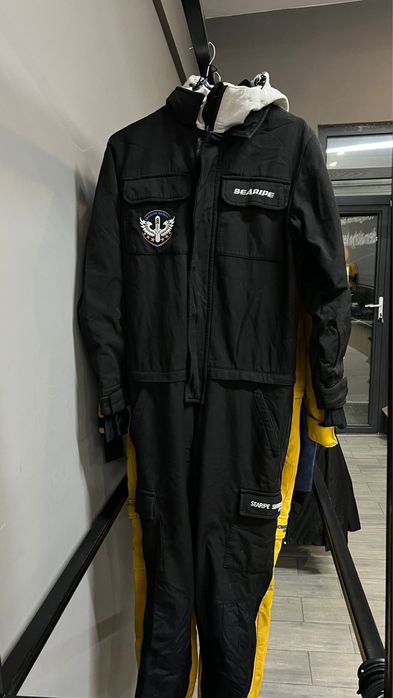 Горнолыжные комбенезоны