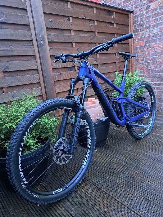 Trek slash 8 gen 5/2023/29/size L