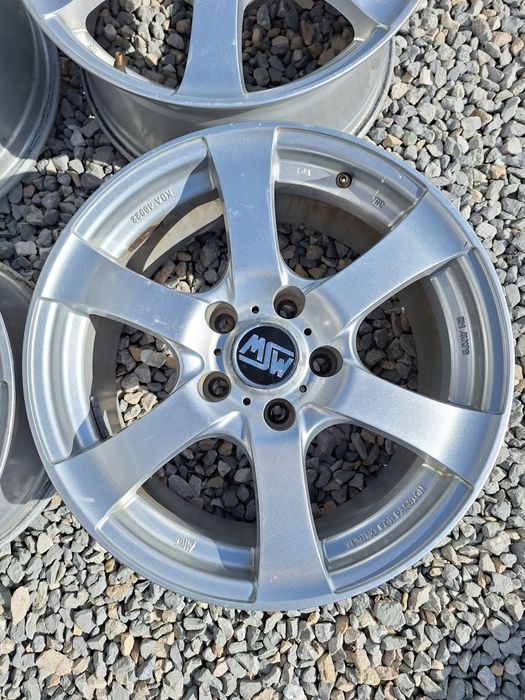 5x120..17 цола..8j ET40 OZ.