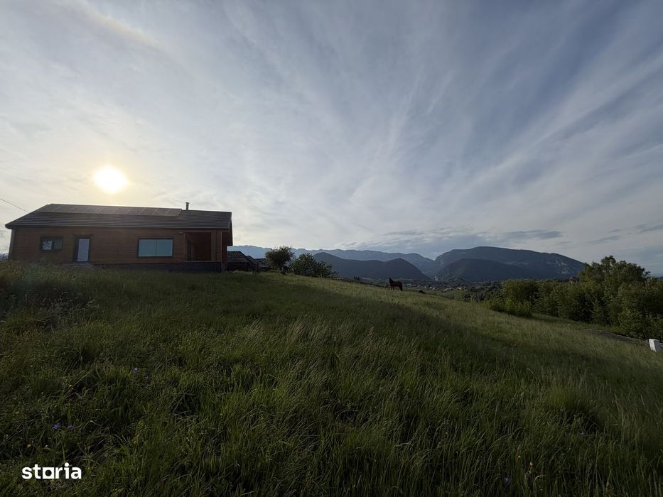 Teren intravilan 1400 mp in satul Pestera, Comuna Moieciu, zona Bran