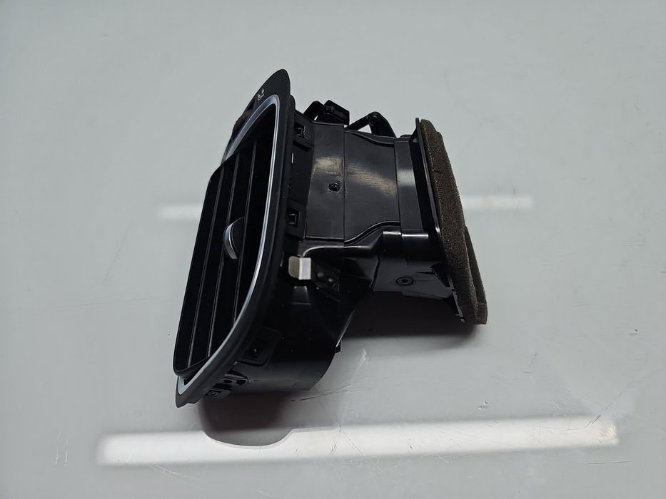 Grila aerisire dreapta Volkswagen Polo (6R) [Fabr 2009-2016] 6RF81970