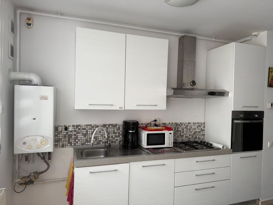 Inchiriez apartament 2 camere