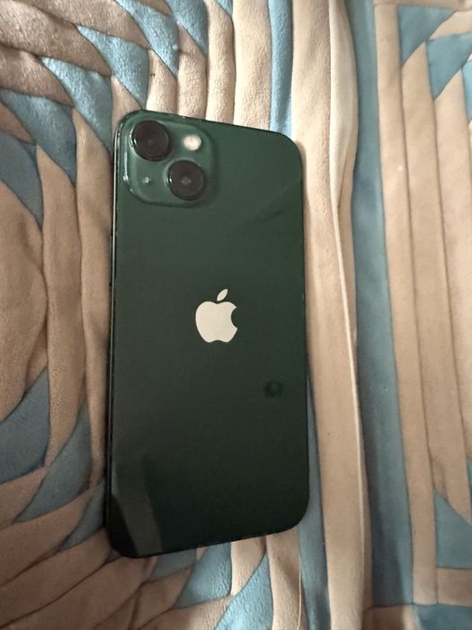 Айфон 13 с комплектом