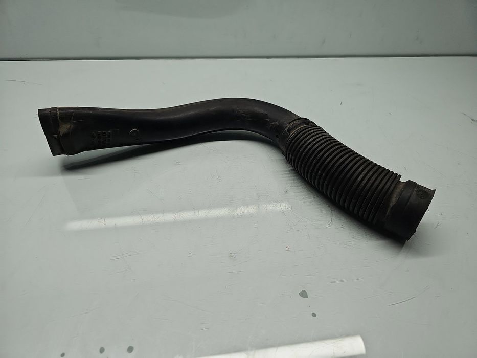 Tub admisie aer Dacia Sandero [Fabr 2008-2012] 8200238305C 1.4 Benz K7