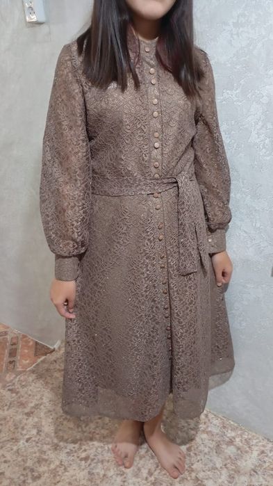 Продам платье по 3000