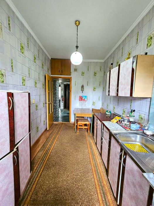 Продается квартира дубовая метро Технопарк 3/3/9 80м²