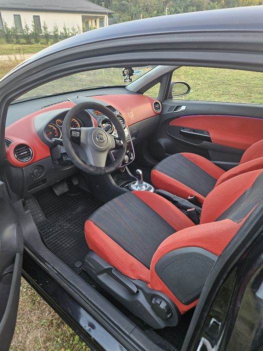 Opel Corsa Automat 1.2 benzina