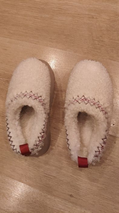 Бежевые Угги барашек !