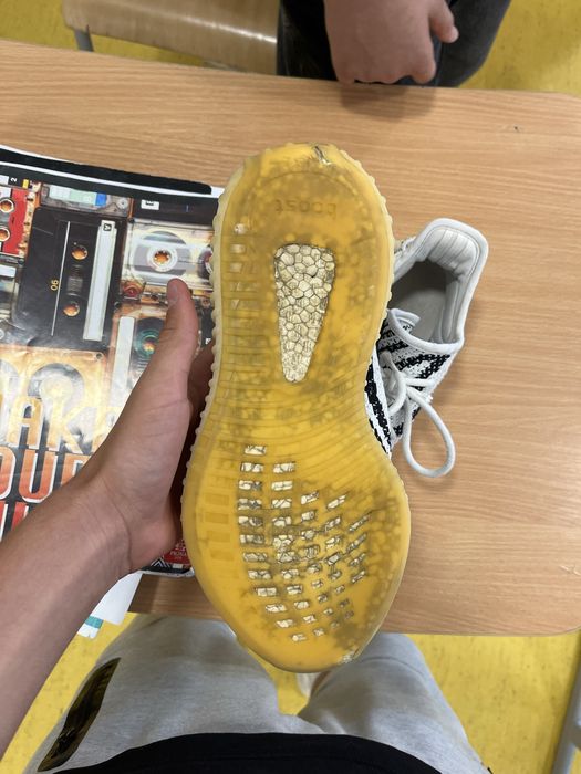 Yezzy 350 zebra marimea 41