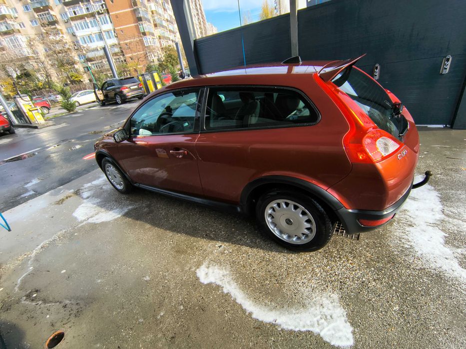 Vând Volvo C30 1.6 MPI benzina