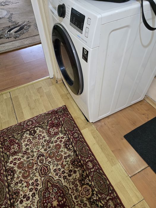 Дава се под наем Тристаен апартамент в Стара Загора, Зора - 70 кв.м за 255 € - Снимка #4