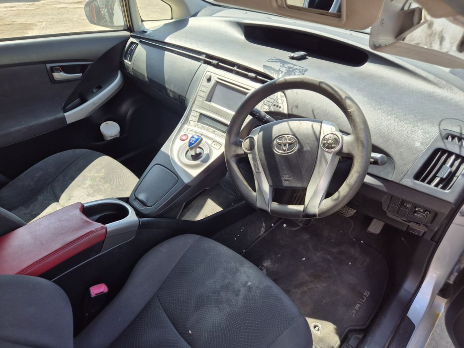 Dezmembram Toyota Prius 2012 1.8 Hybrid