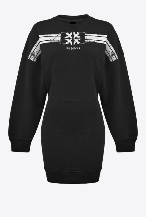 Черни спортни рокли