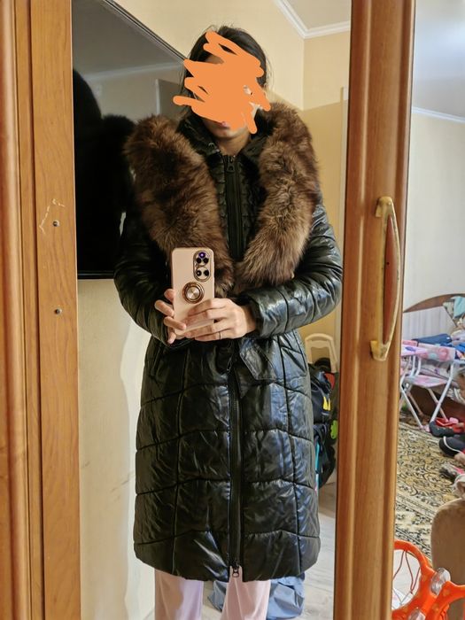 Продам женскую зимнюю куртку