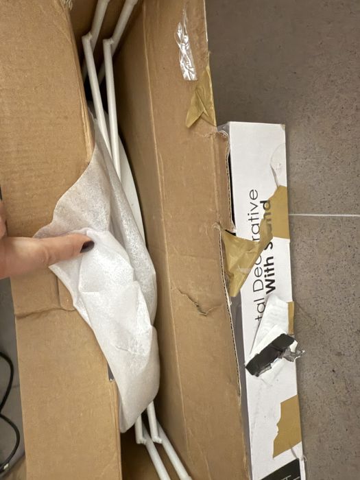 Нова бяла  помощна масичка