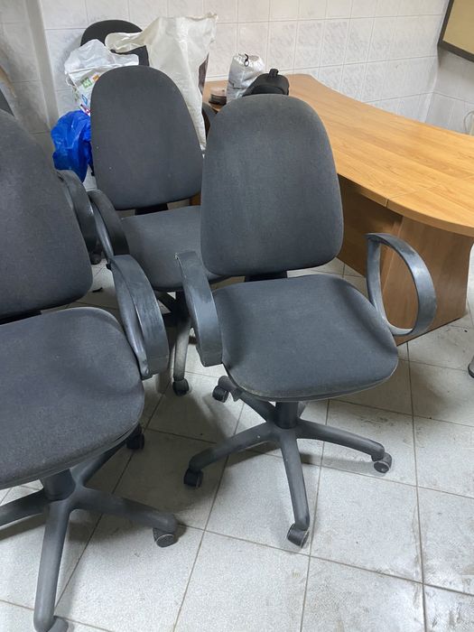 офис столове в наличност 3 бр.