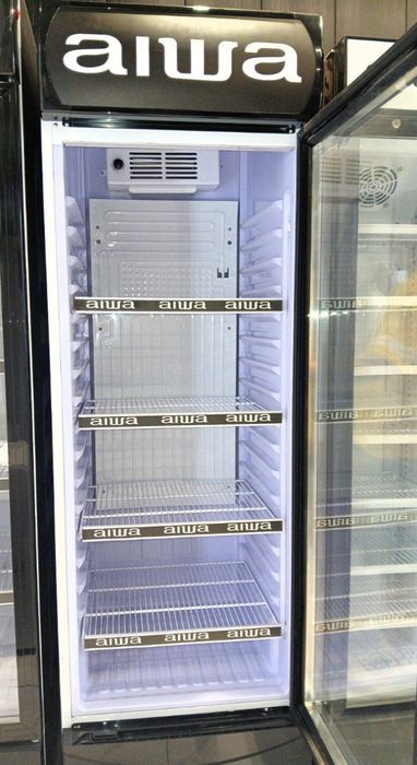 Do'kon yoki kafega mo'ljallangan muzlatkich vitrinasi | Energiya tejov