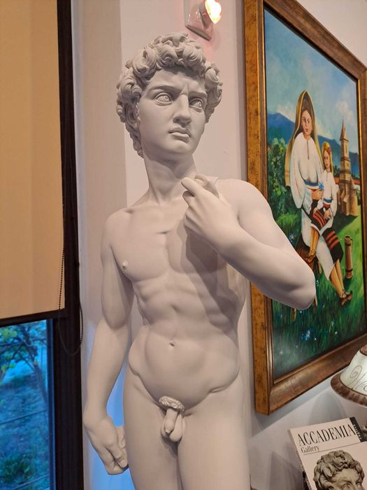 Statuie de colecție, reproducere David de Michelangelo semnat autor celebru, 91 cm 28 Kg marmura/alabastru