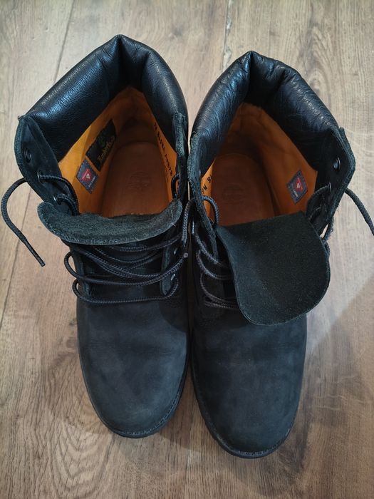 Black timberland's