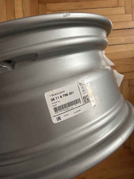 Janta noua BMW  pe 16 F20 F21 F22 F23