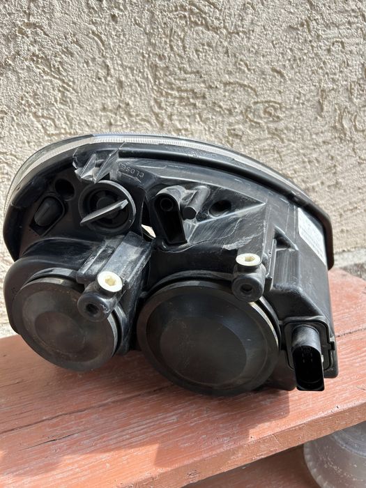 Фары передние на ВАЗ 2171 Приора