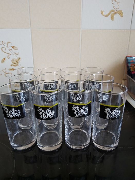 Стаканы,рюмки,бокалы.