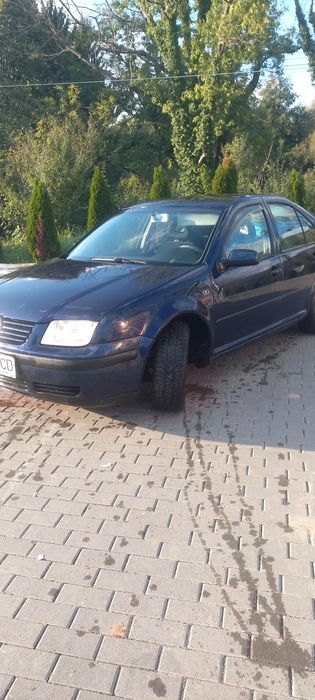 Vind VW Bora 1.6 16v benzină an 2001
