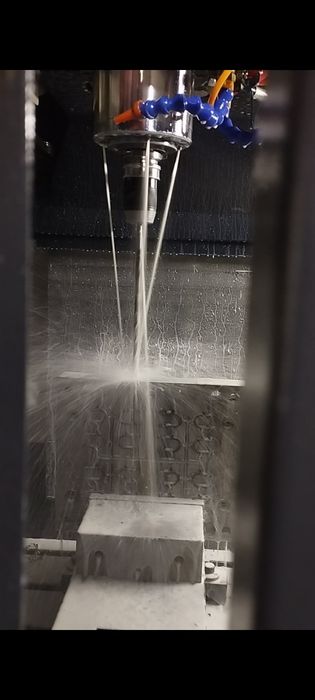 Металлобработка, токарно-фрезерные услуги