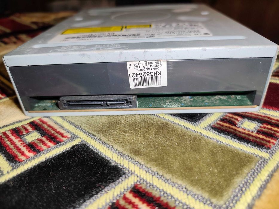 Unitate optica interna DVD-RW LG GSA-H30N, interfata SATA
