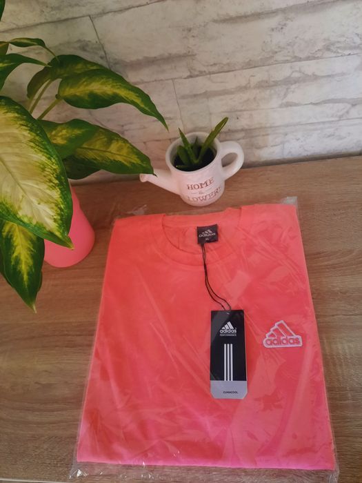 Tricouri Adidas,roz și negru